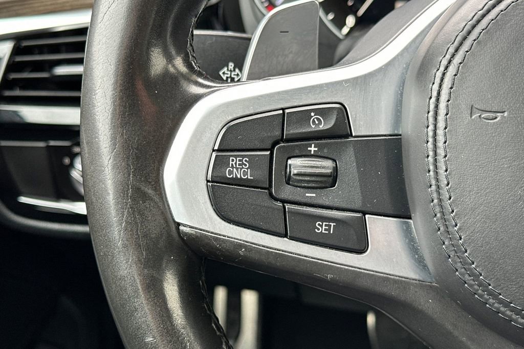 Used 2018 BMW M550i xDrive AWD/4WD image 27