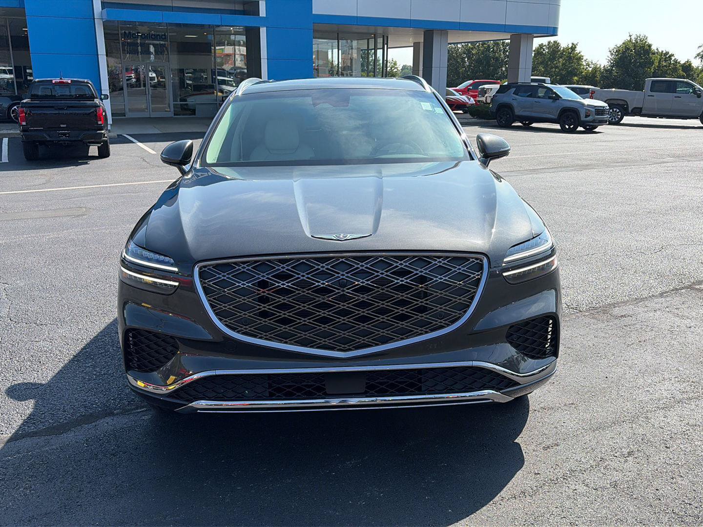Used 2026 Genesis GV70 2.5T Advanced AWD/4WD image 8