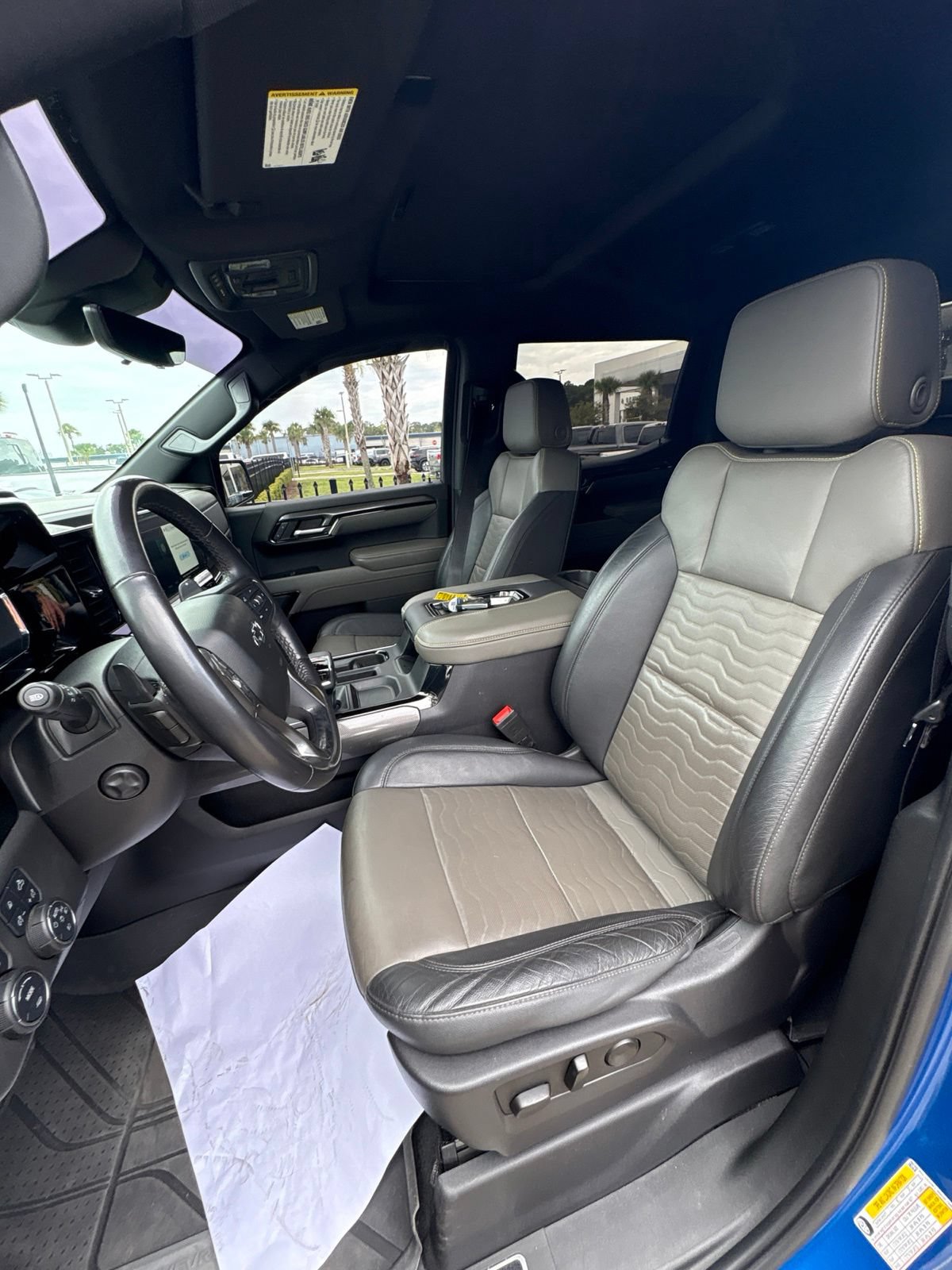 Used 2022 Chevrolet Silverado 1500 ZR2 w/ Technology Package AWD/4WD image 18