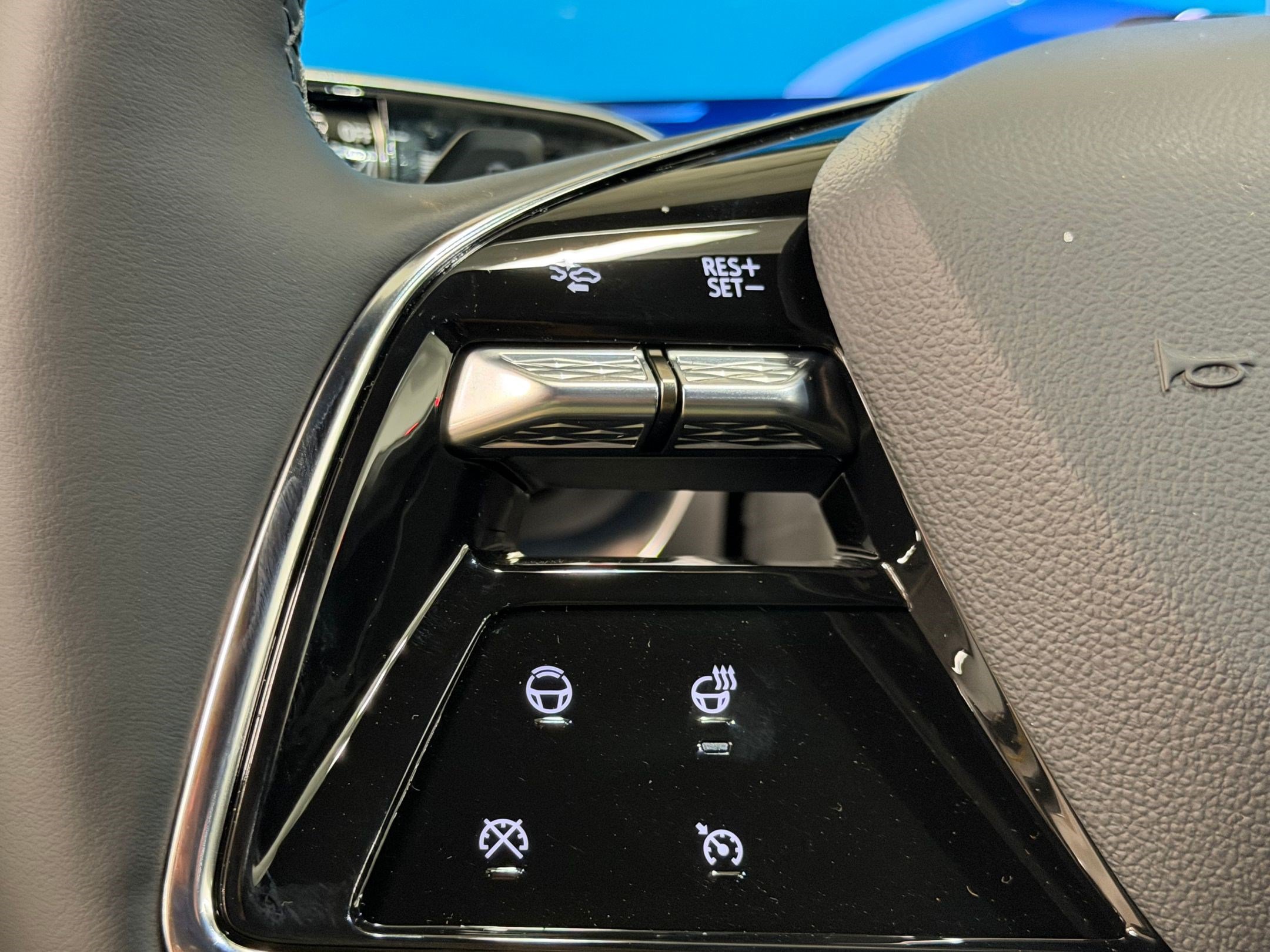 New 2026 Cadillac Lyriq Sport AWD/4WD image 14