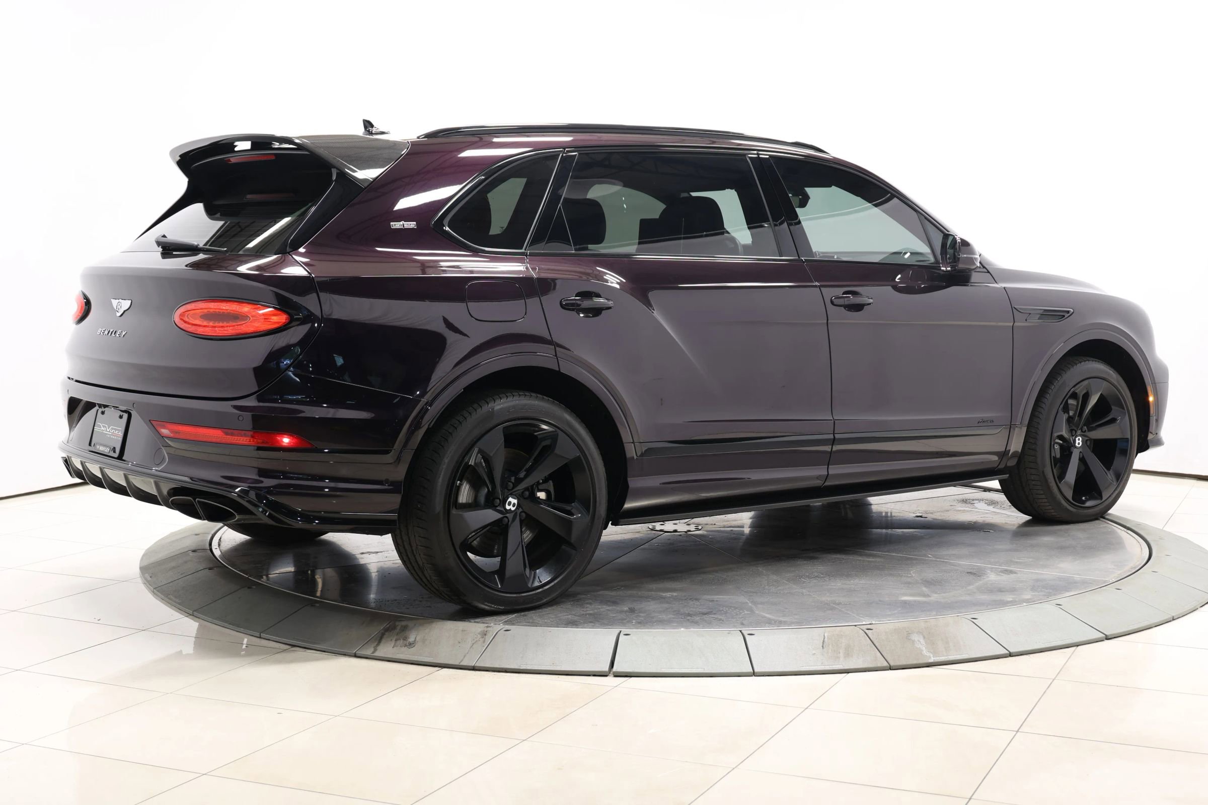 Used 2023 Bentley Bentayga Extended Wheelbase image 83