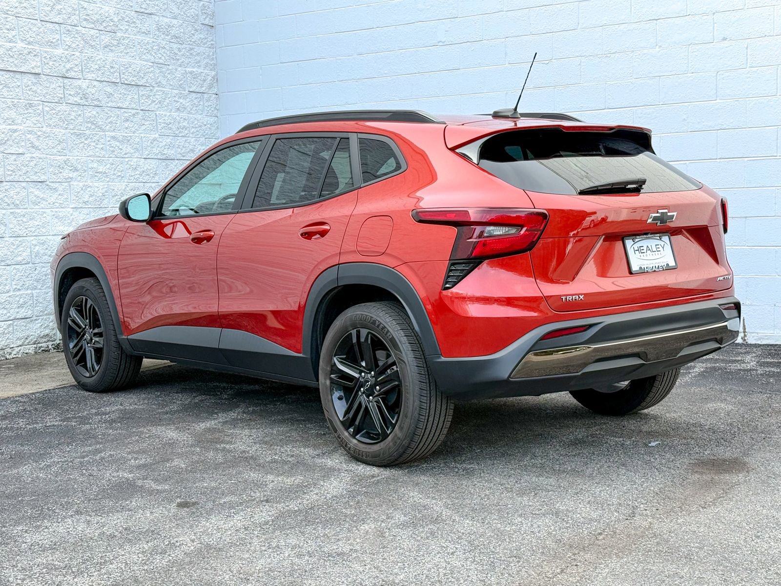 Certified 2024 Chevrolet Trax ACTIV w/ Sunroof Package image 6