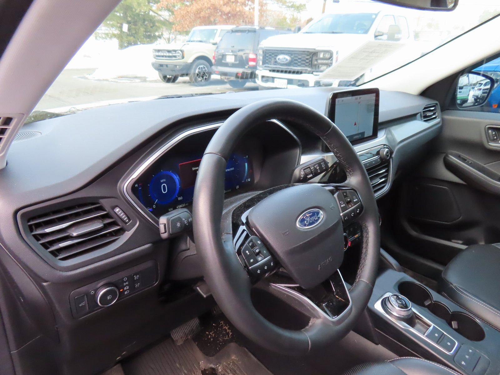 Certified 2022 Ford Escape Titanium w/ Class II Trailer Tow Package image 16