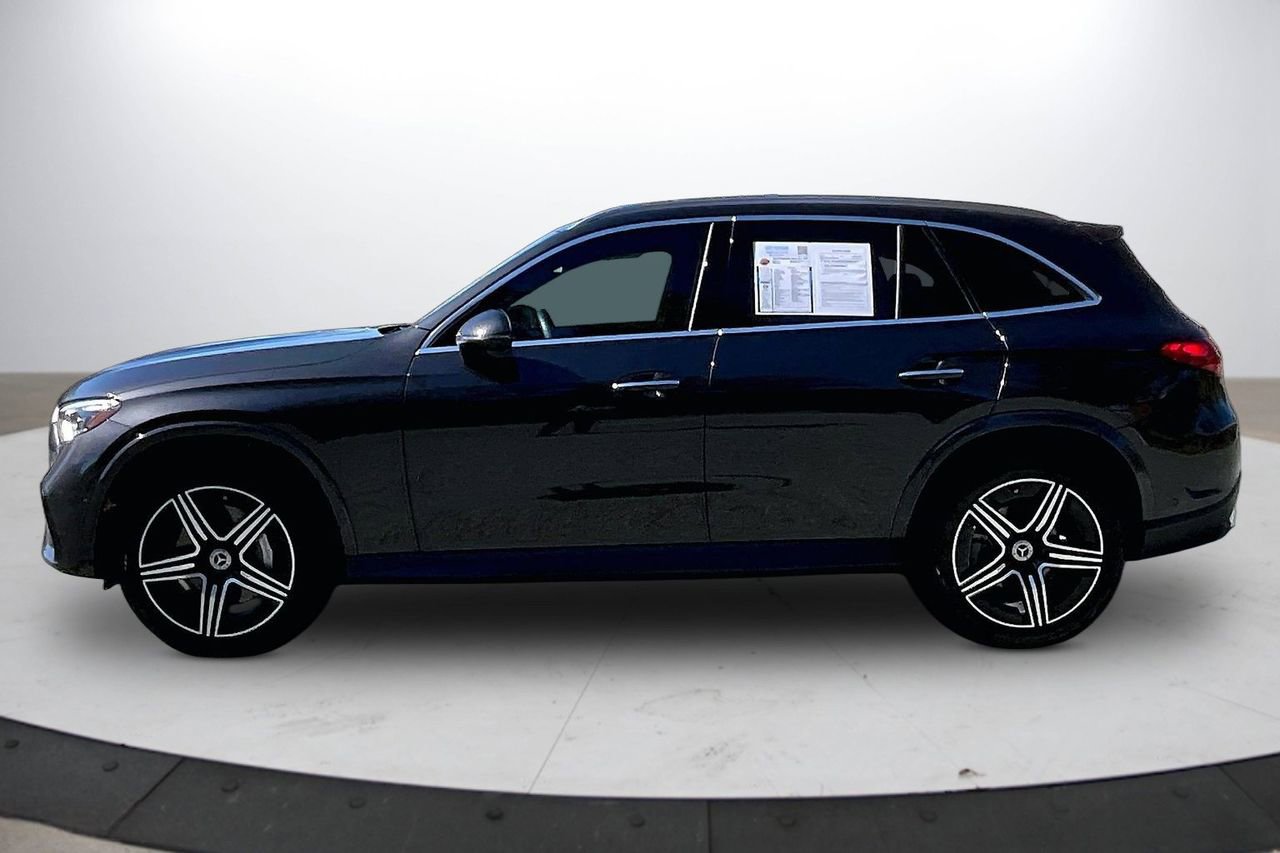 Used 2023 Mercedes-Benz GLC 300 image 6