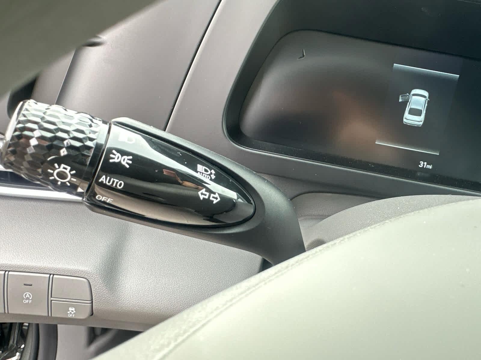 New 2026 Hyundai Elantra SE FWD image 12