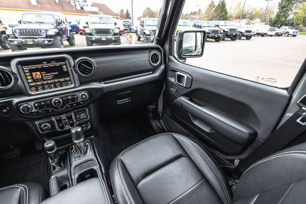 Used 2022 Jeep Wrangler Unlimited Sahara w/ Cold Weather Group image 25