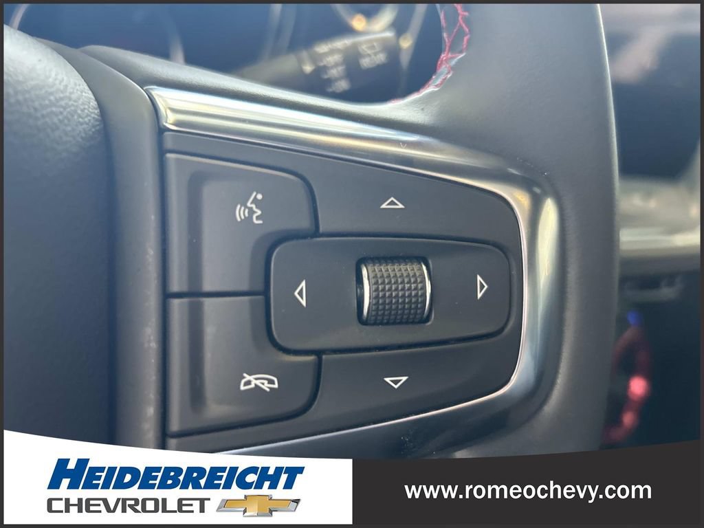 Used 2025 Chevrolet Blazer RS w/ Enhanced Convenience Package AWD/4WD image 20
