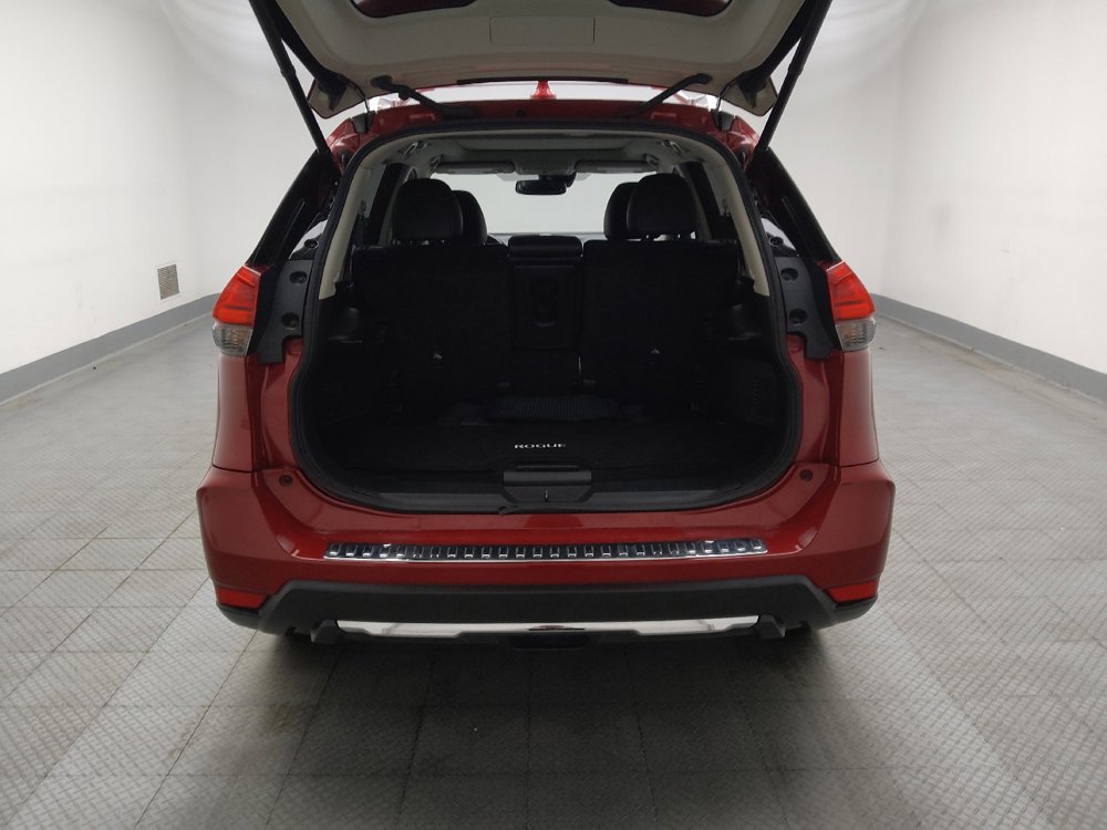 Used 2017 Nissan Rogue SL w/ SL Premium Package AWD/4WD image 29