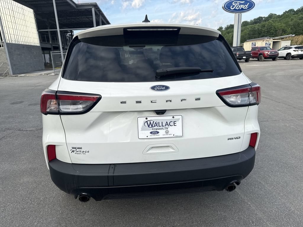 Used 2022 Ford Escape SE w/ SE Sport Appearance Package AWD/4WD image 5