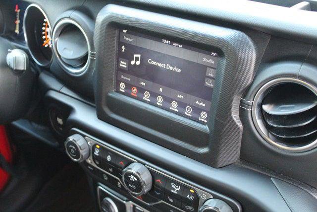 Certified 2021 Jeep Wrangler Unlimited Sahara w/ Cold Weather Group image 19