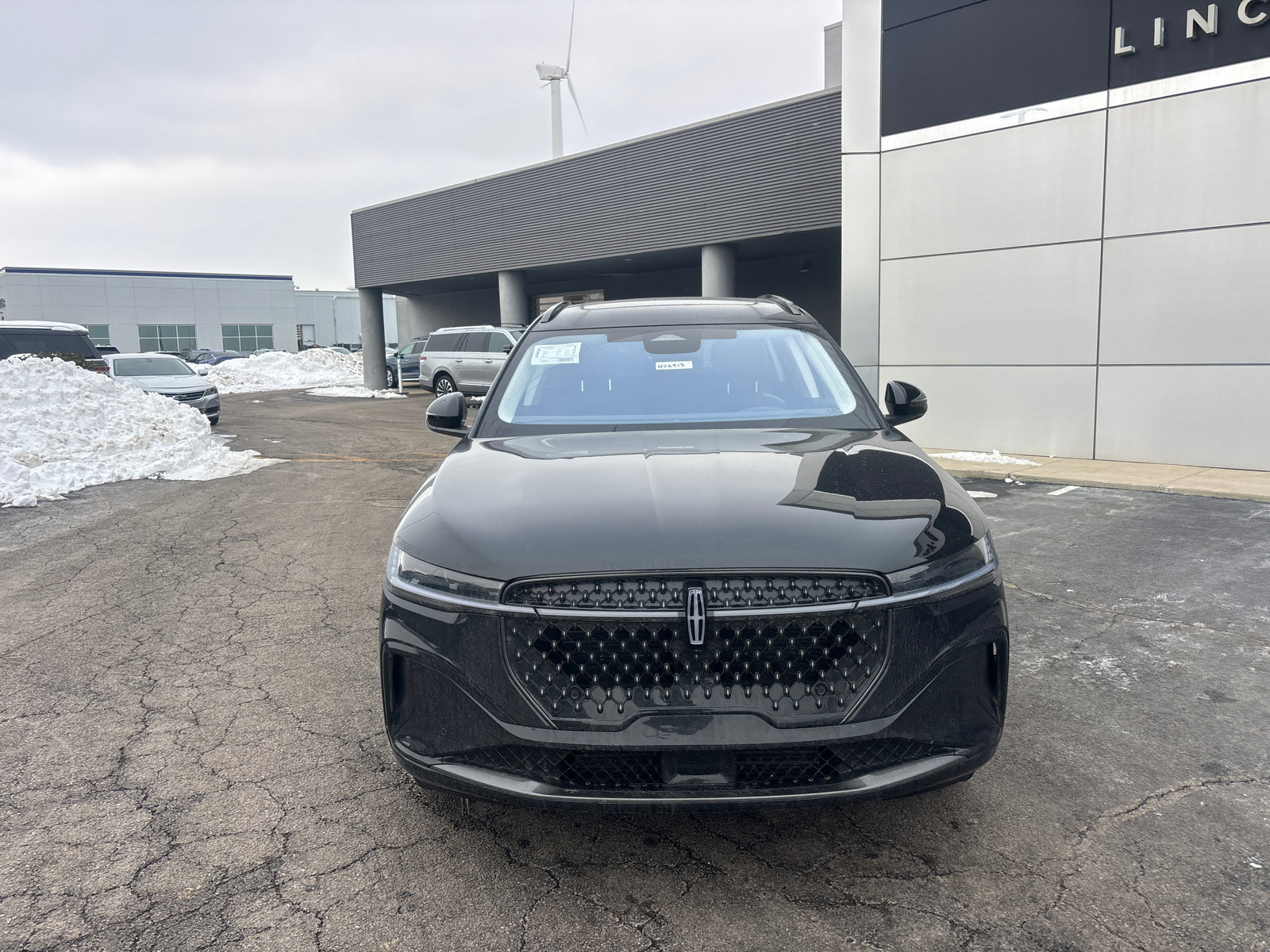 New 2026 Lincoln Nautilus Reserve w/ Jet Appearance Package AWD/4WD image 2