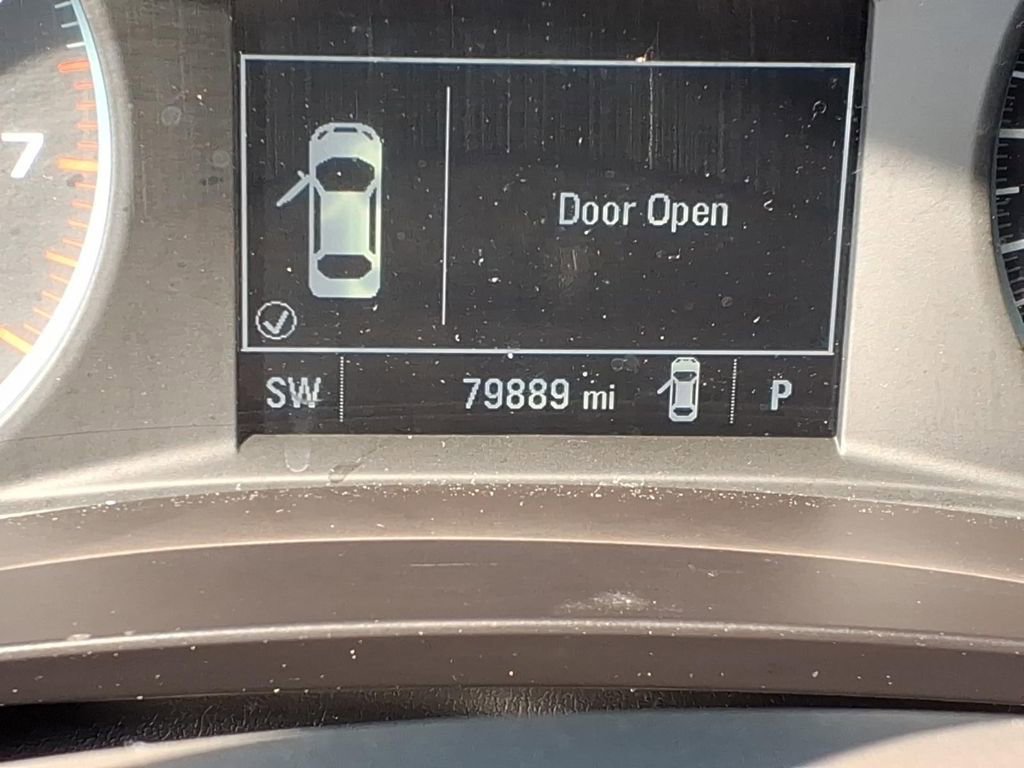 Used 2020 Chevrolet Malibu LT FWD image 19