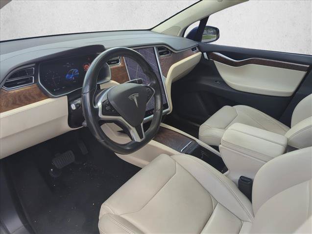 Used 2018 Tesla Model X 75D AWD/4WD image 9