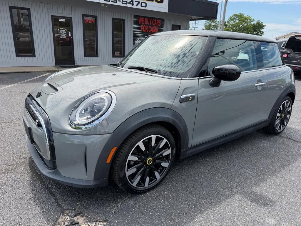 Used 2022 MINI Cooper SE FWD image 2