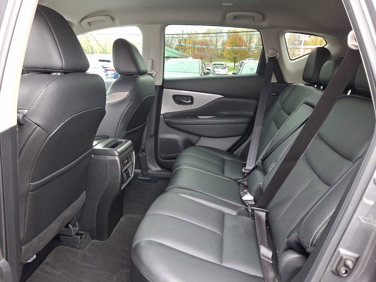 Used 2020 Nissan Murano SL image 10