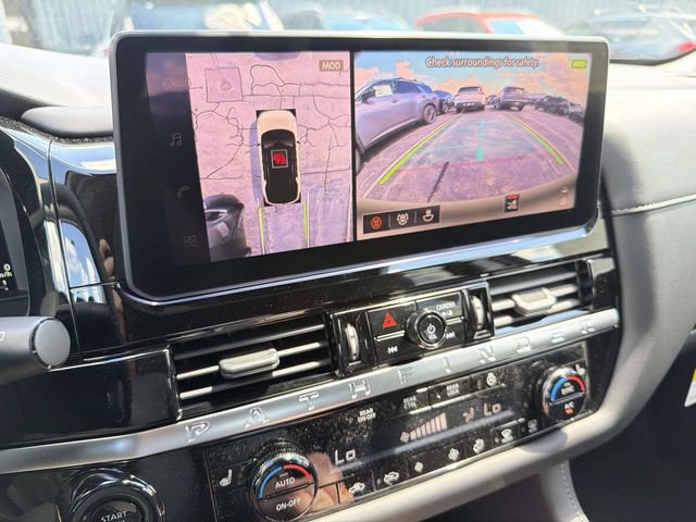 New 2026 Nissan Pathfinder SL w/ SL Premium Package AWD/4WD image 18