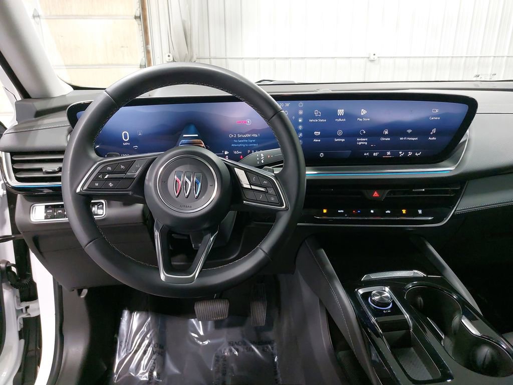 Used 2025 Buick Envision Preferred image 15
