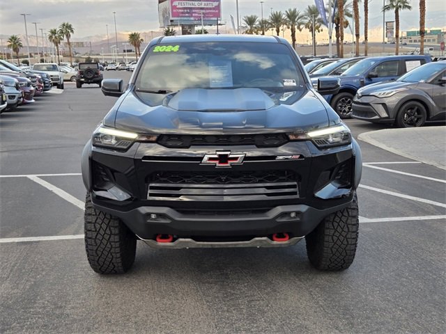 Used 2024 Chevrolet Colorado ZR2 w/ Technology Package image 2
