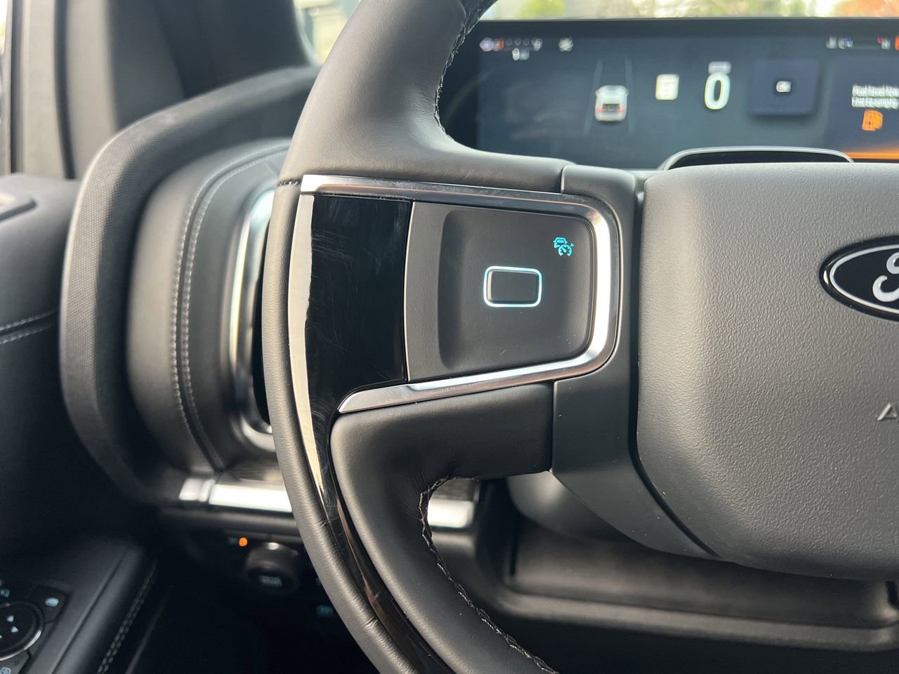 New 2025 Ford Expedition Max Platinum w/ Stealth Performance Package image 10