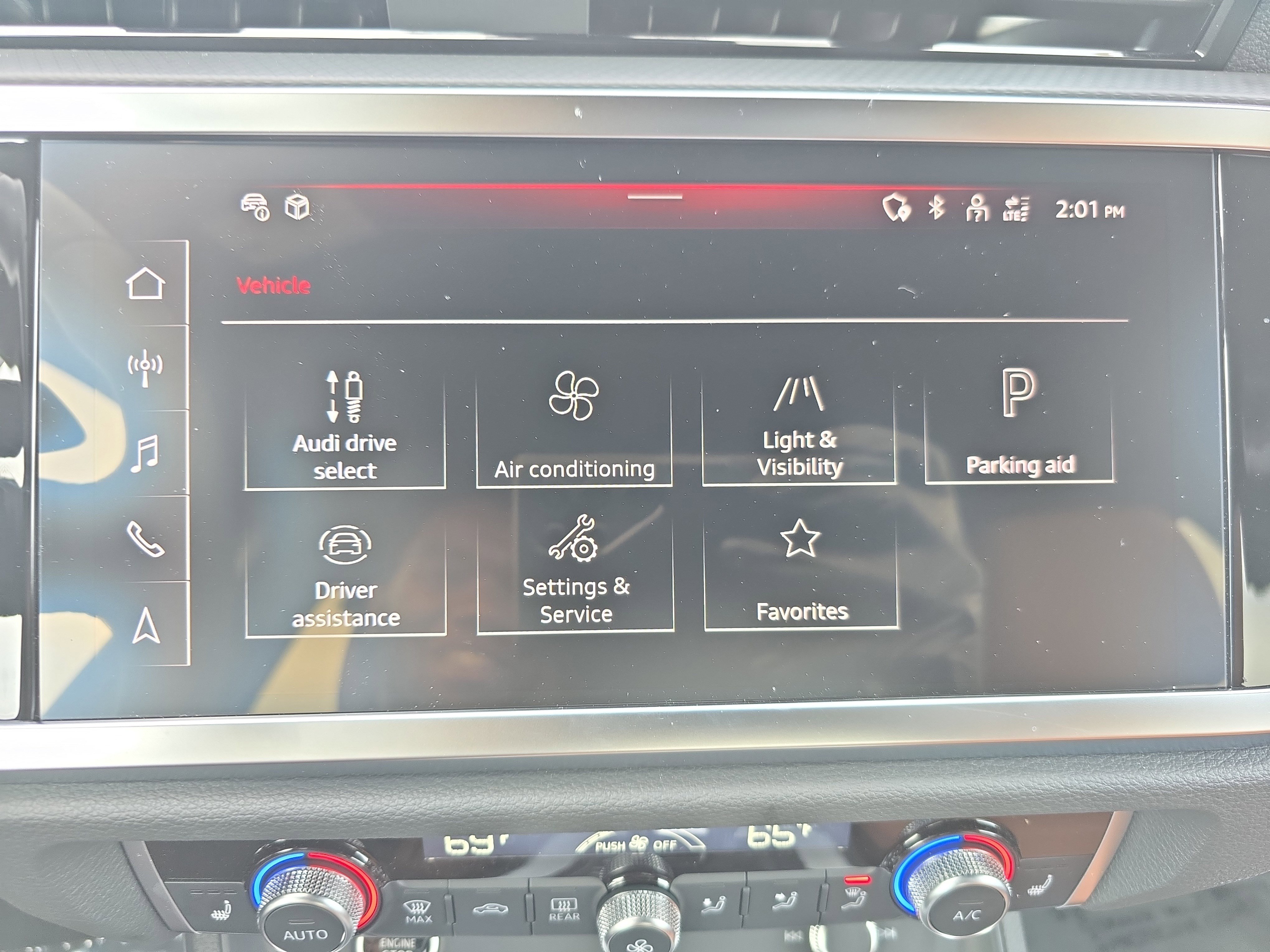 Certified 2025 Audi Q3 2.0T Premium Plus w/ Premium Plus Package image 19