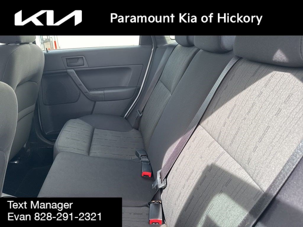 Used 2011 Ford Focus SE w/ 201A Rapid Spec Order Code FWD image 13
