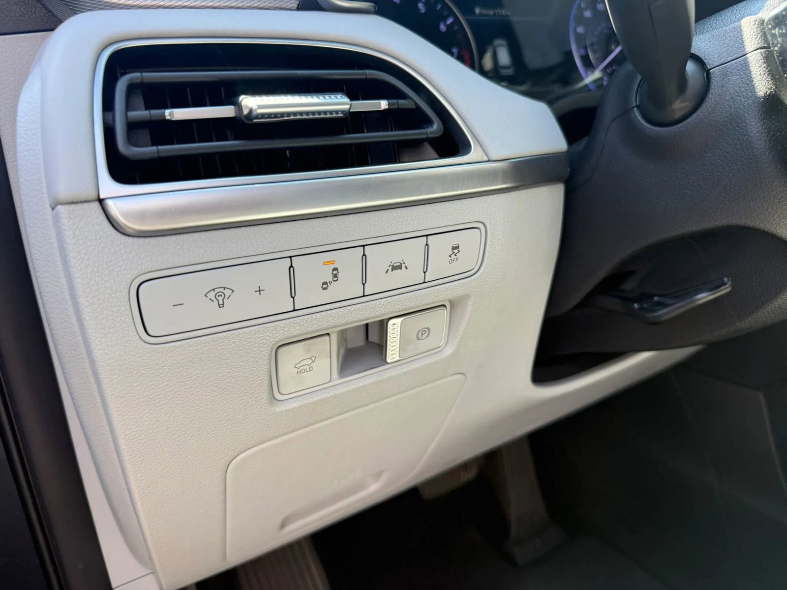 Used 2020 Hyundai Palisade SEL w/ Premium Package FWD image 47