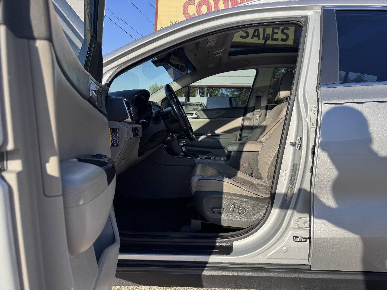 Used 2017 Kia Sportage EX w/ EX Technology Package AWD/4WD image 12
