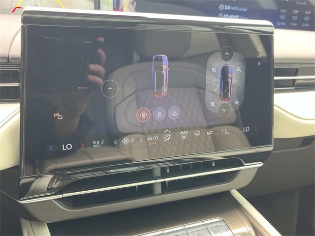 Used 2024 Lincoln Nautilus Black Label w/ Jet Appearance Package (87T) image 38