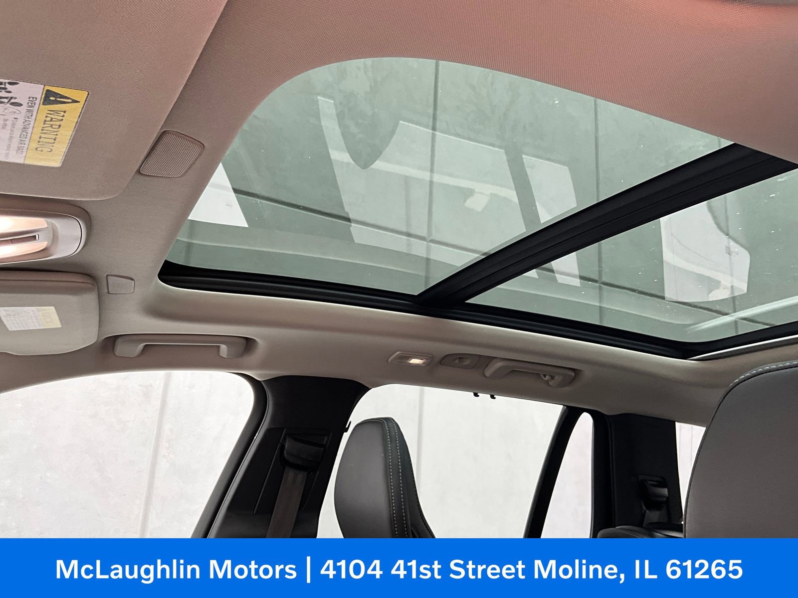 Certified 2023 Volvo XC90 B6 Ultimate w/ Protection Package Premier image 26