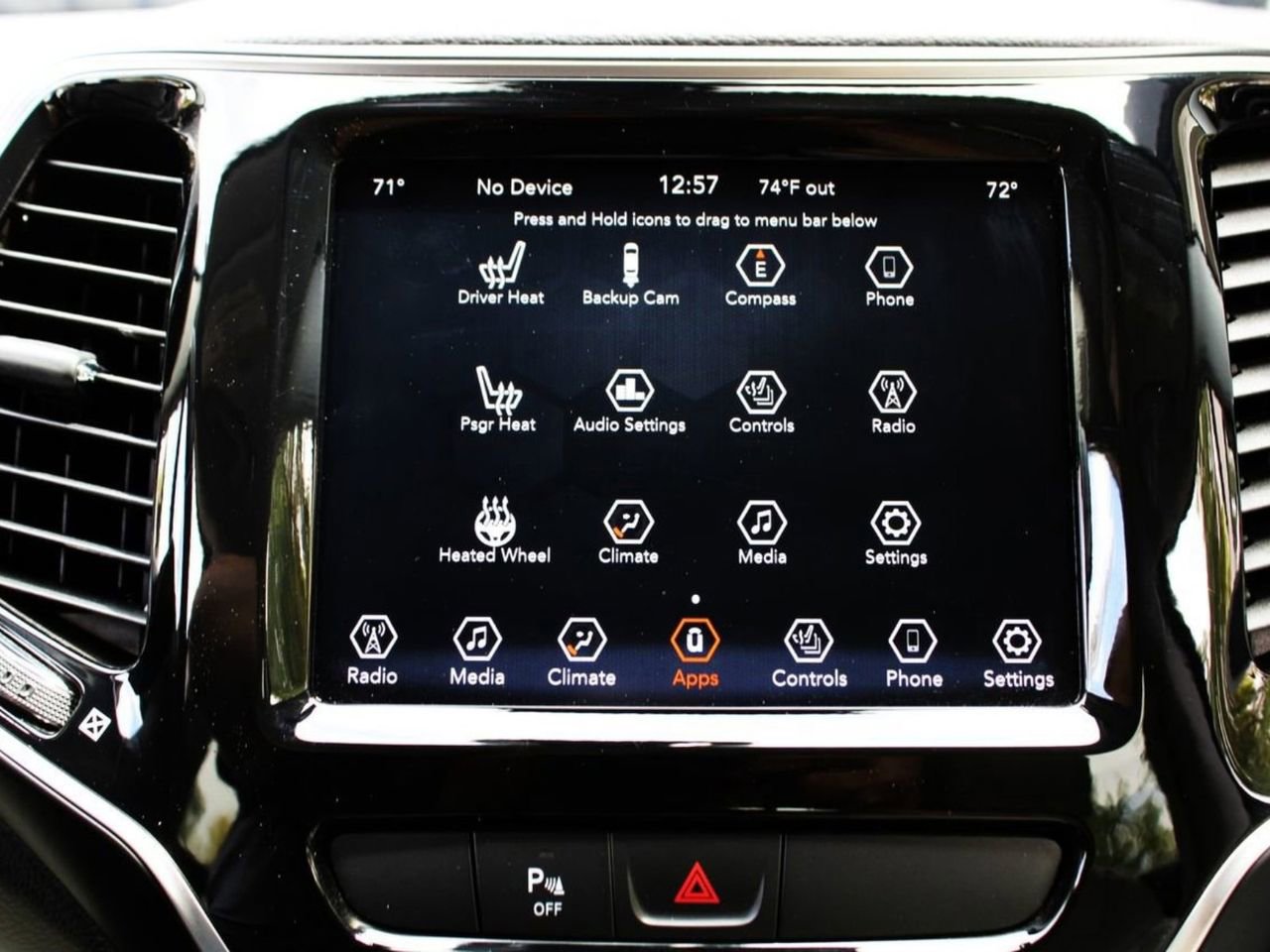 Used 2020 Jeep Cherokee Limited image 25