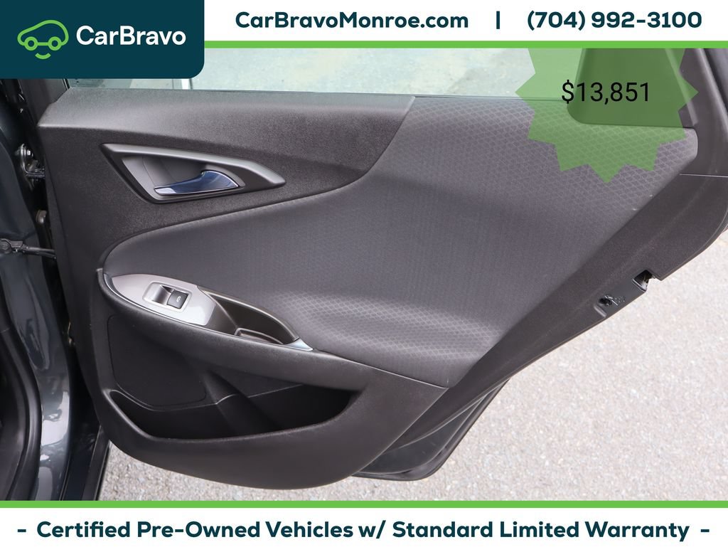 Certified 2017 Chevrolet Malibu LT FWD image 38