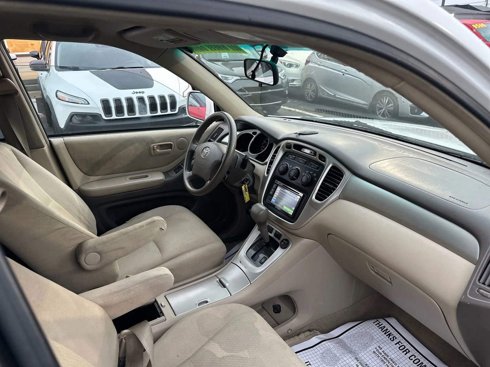 Used 2005 Toyota Highlander 4WD V6 w/ 3rd Row image 10