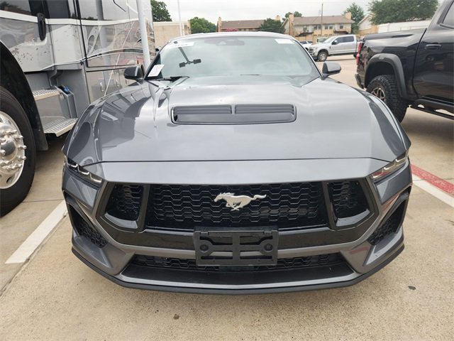 Used 2025 Ford Mustang GT Premium RWD image 3