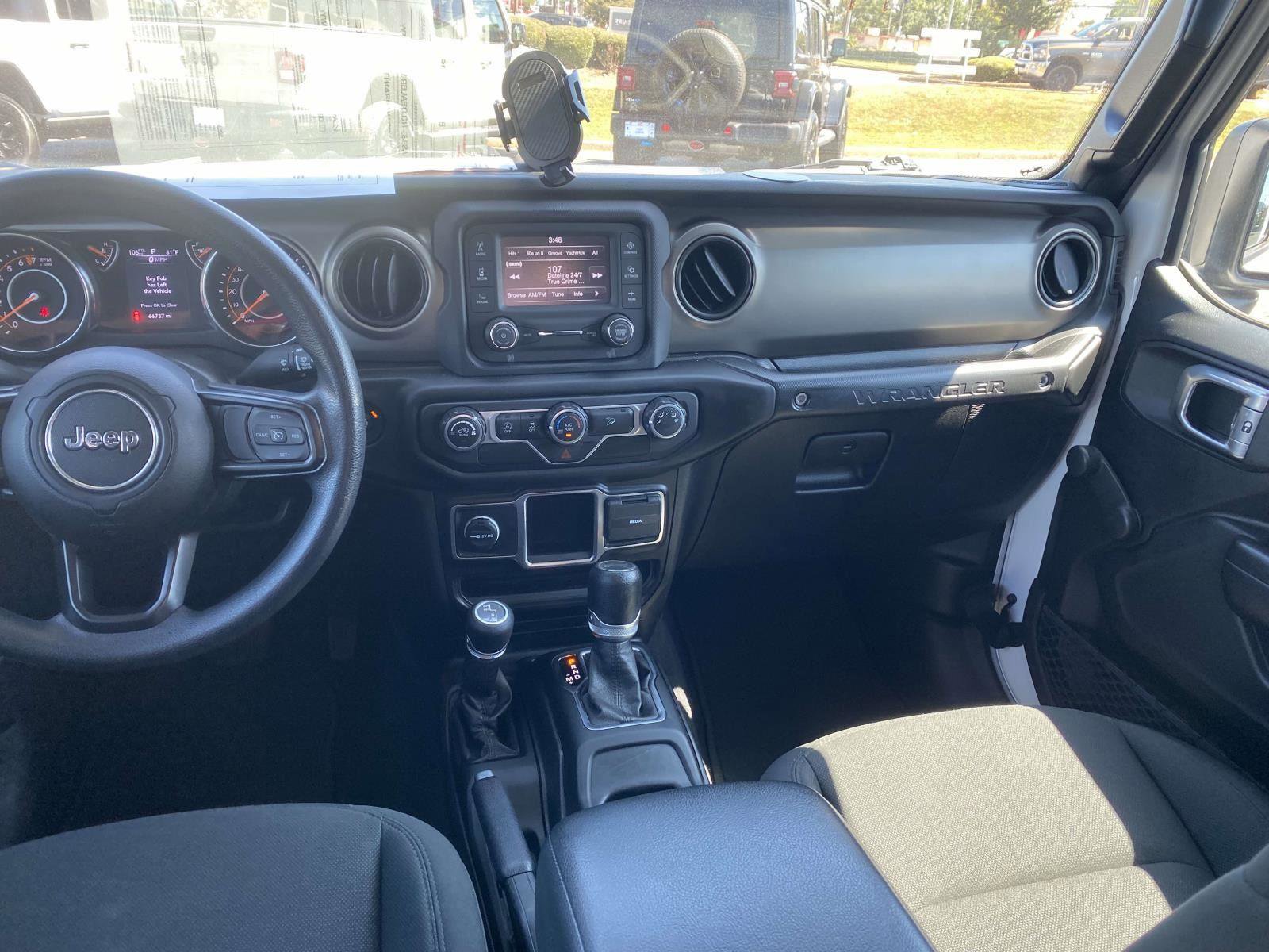 Used 2020 Jeep Wrangler Unlimited Sport image 19
