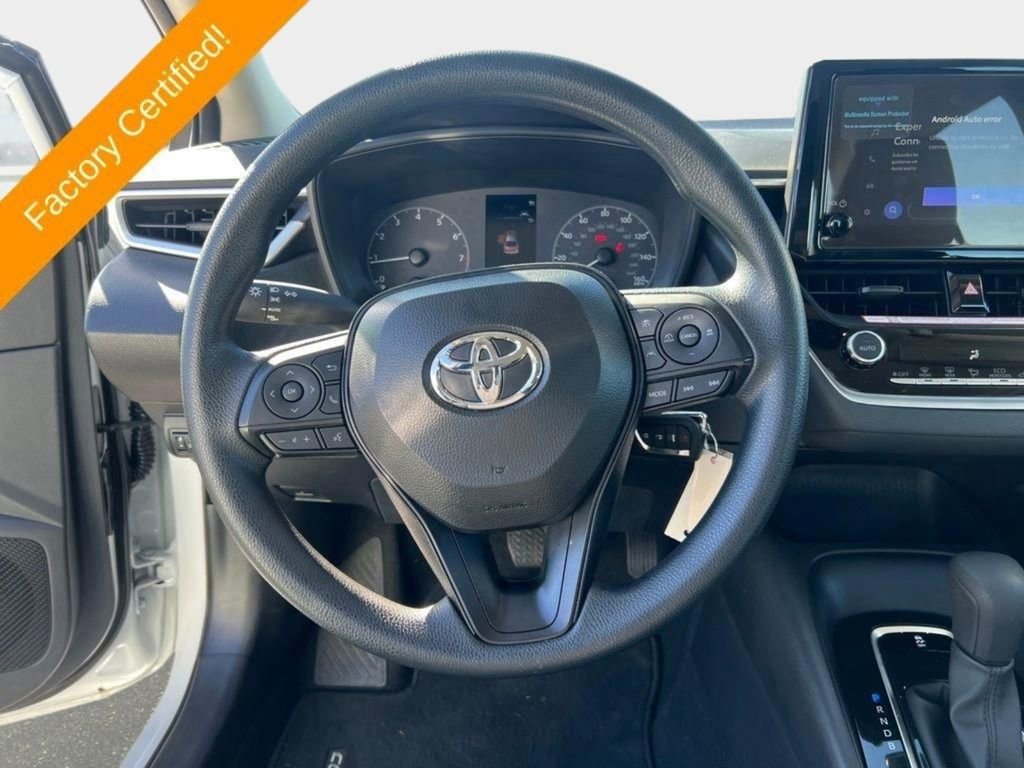 Used 2025 Toyota Corolla LE image 16