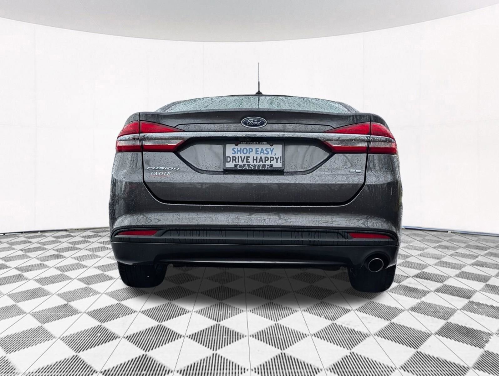 Used 2017 Ford Fusion SE image 10