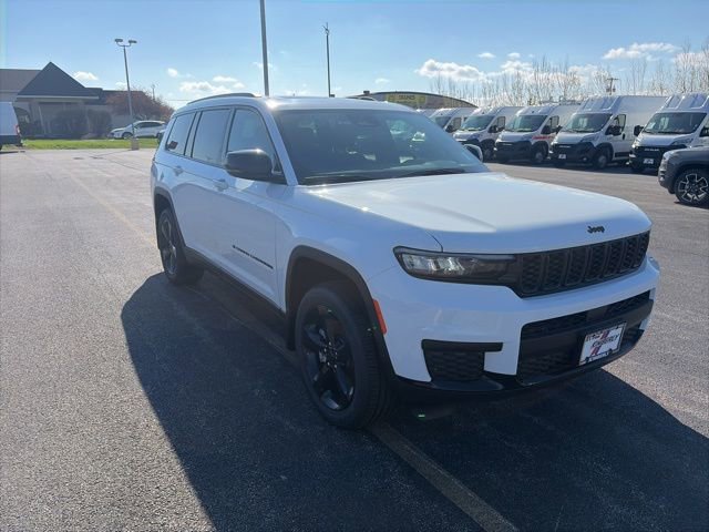 New 2025 Jeep Grand Cherokee L Altitude image 8