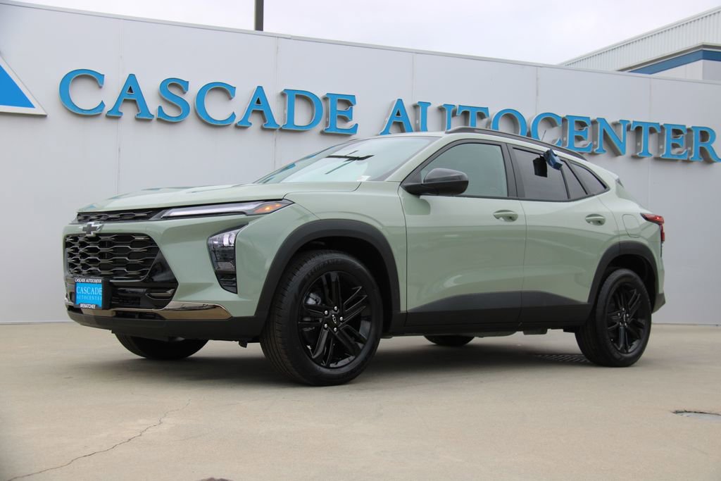 New 2026 Chevrolet Trax ACTIV w/ Sunroof Package