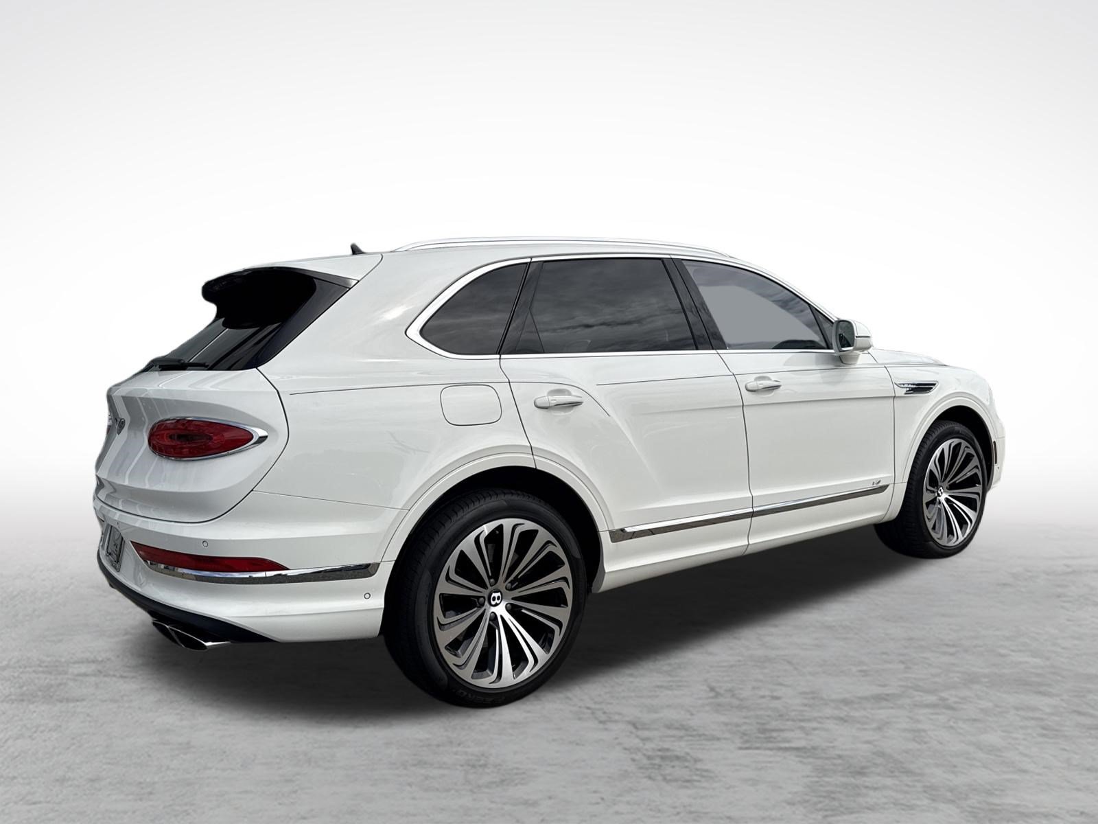 Used 2022 Bentley Bentayga AWD/4WD image 11