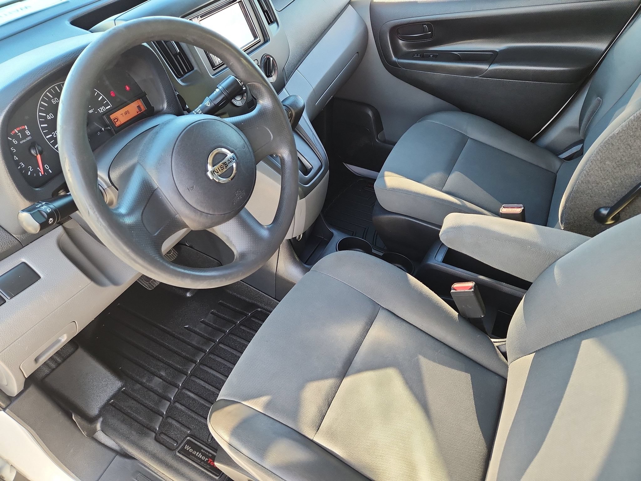 Used 2017 Nissan NV200 S FWD image 7