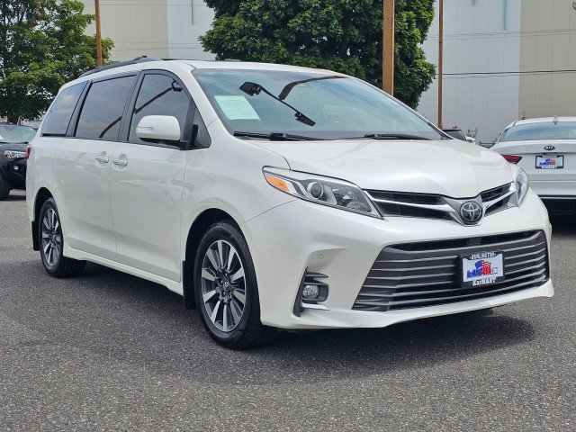 Used 2020 Toyota Sienna Limited FWD image 1