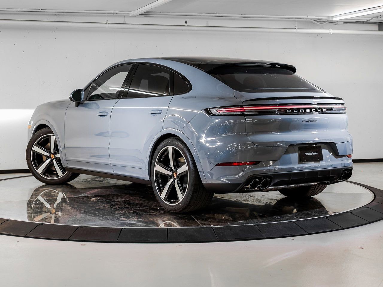 New 2026 Porsche Cayenne Coupe AWD/4WD image 3