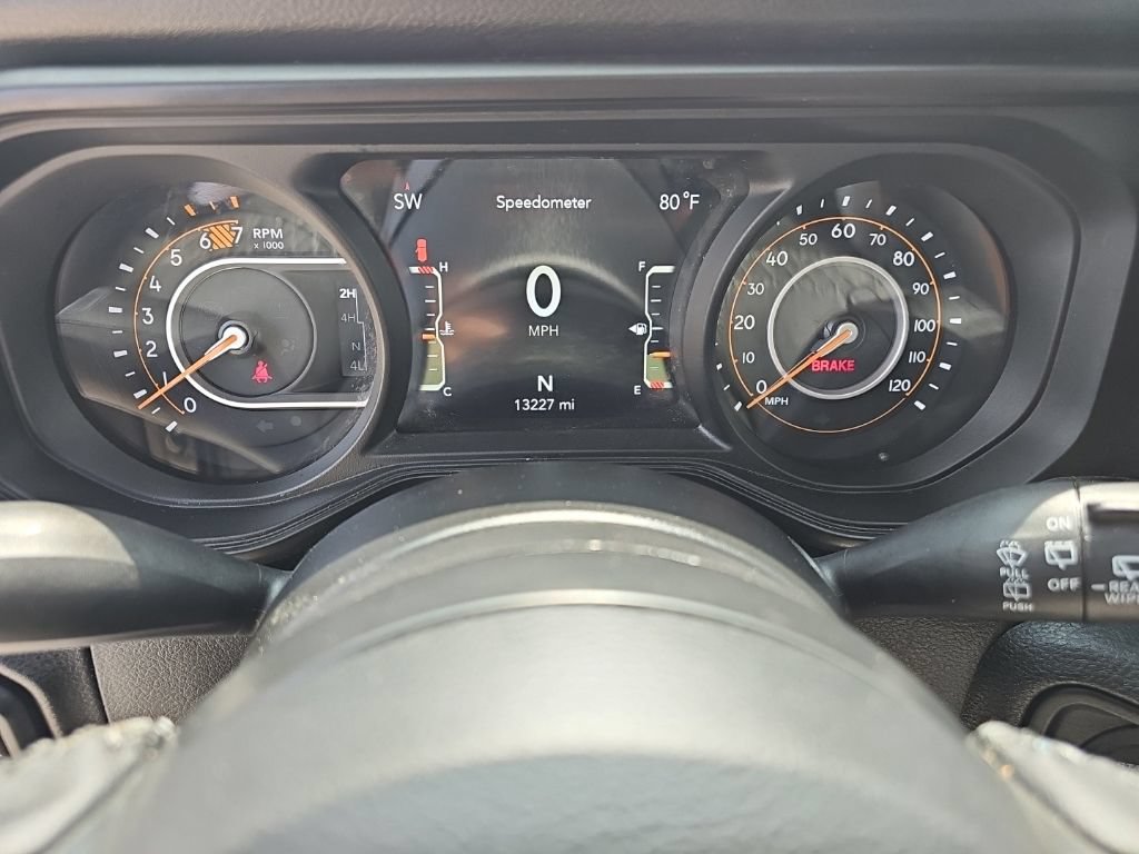Certified 2025 Jeep Wrangler Sport AWD/4WD image 23