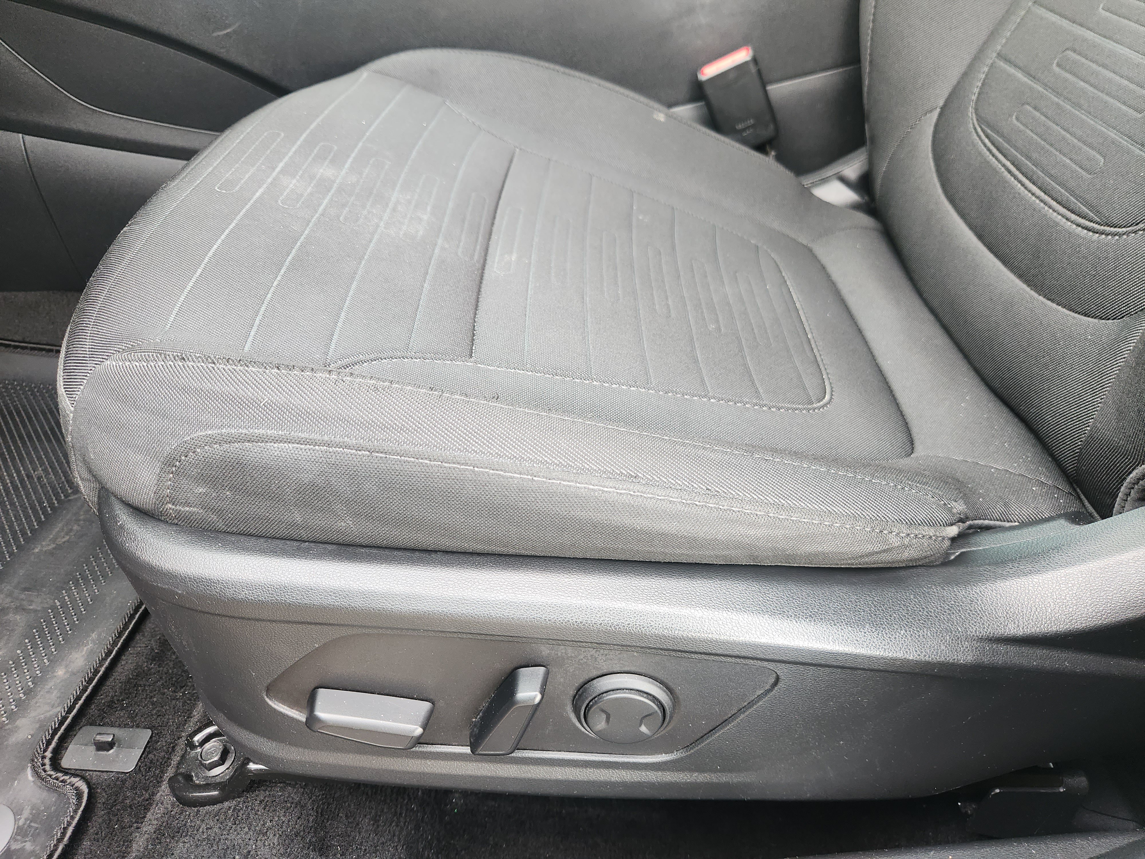 Used 2023 Hyundai Santa Cruz Night AWD/4WD image 18