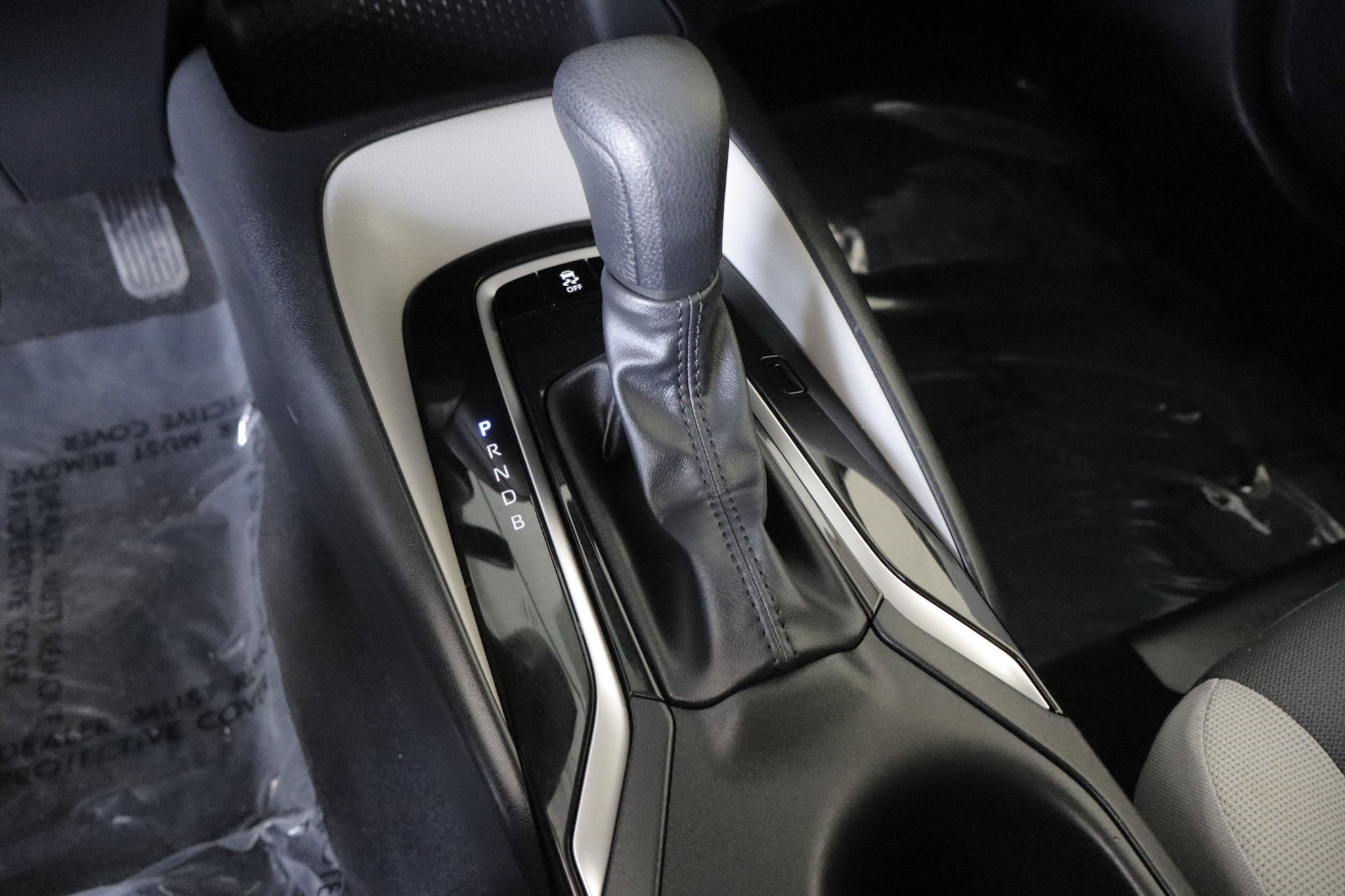 Used 2023 Toyota Corolla LE image 14