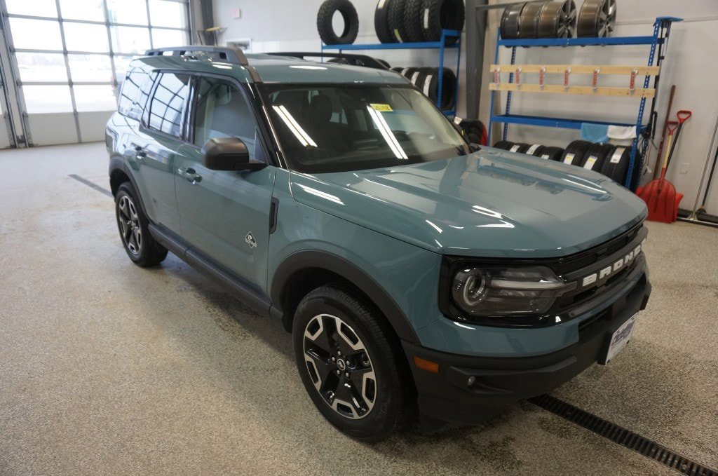 Used 2023 Ford Bronco Sport Outer Banks w/ Tech Package image 5