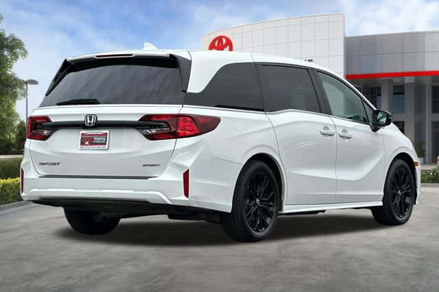 Used 2025 Honda Odyssey Sport-L image 4
