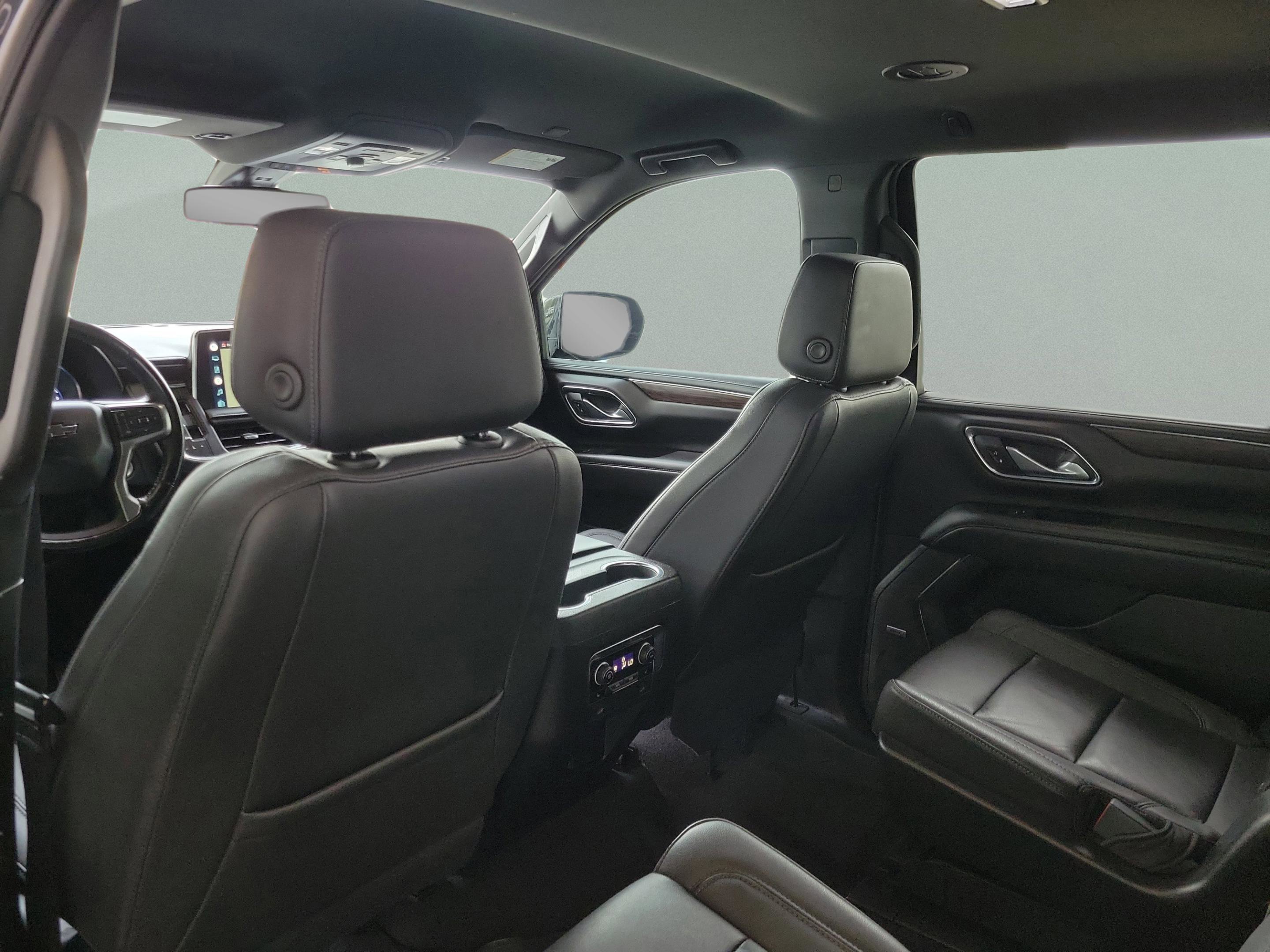 Used 2022 Chevrolet Tahoe Z71 w/ Luxury Package image 8