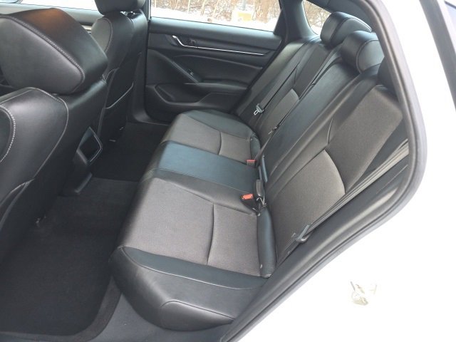 Used 2019 Honda Accord Sport image 17
