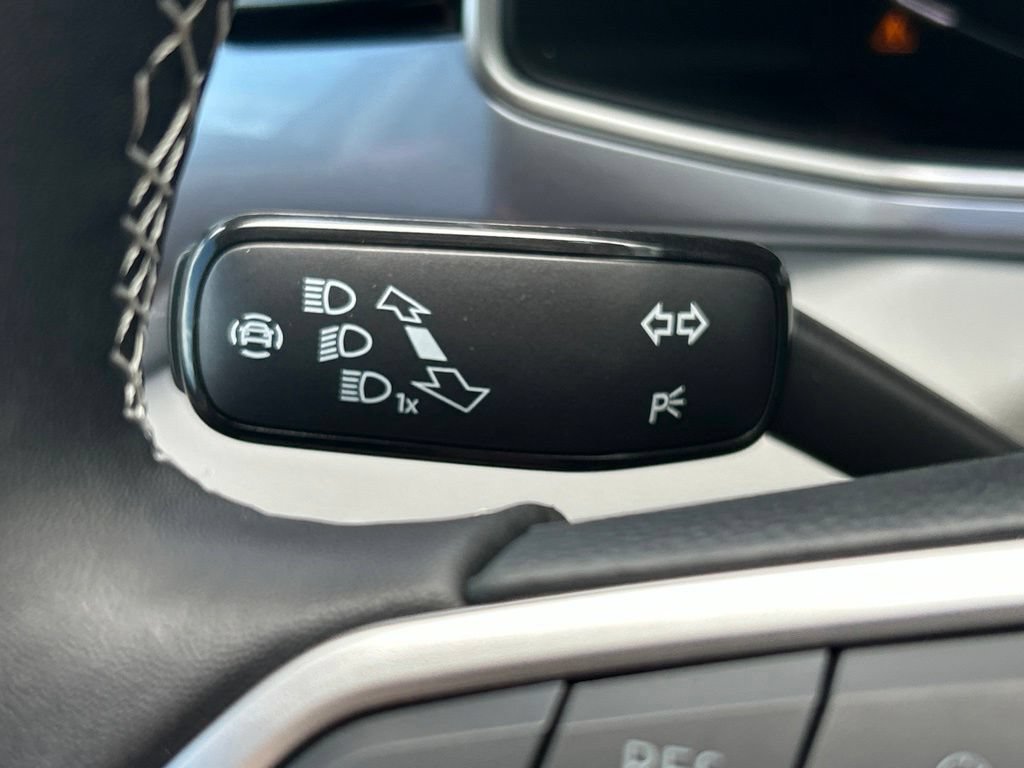 New 2026 Volkswagen Taos SEL AWD/4WD image 29